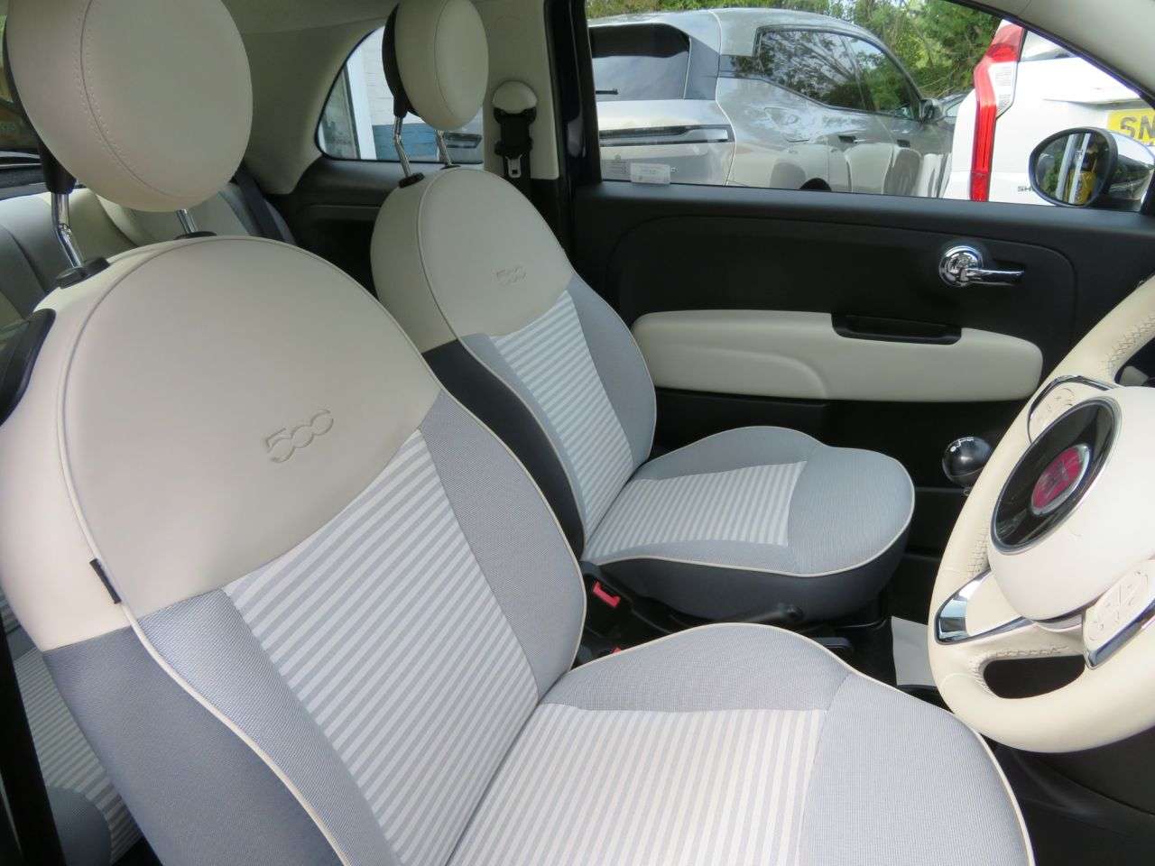 2018 FIAT 500 2018 FIAT 500