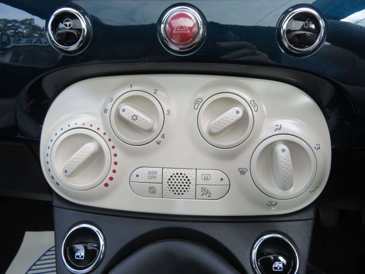2018 FIAT 500 2018 FIAT 500
