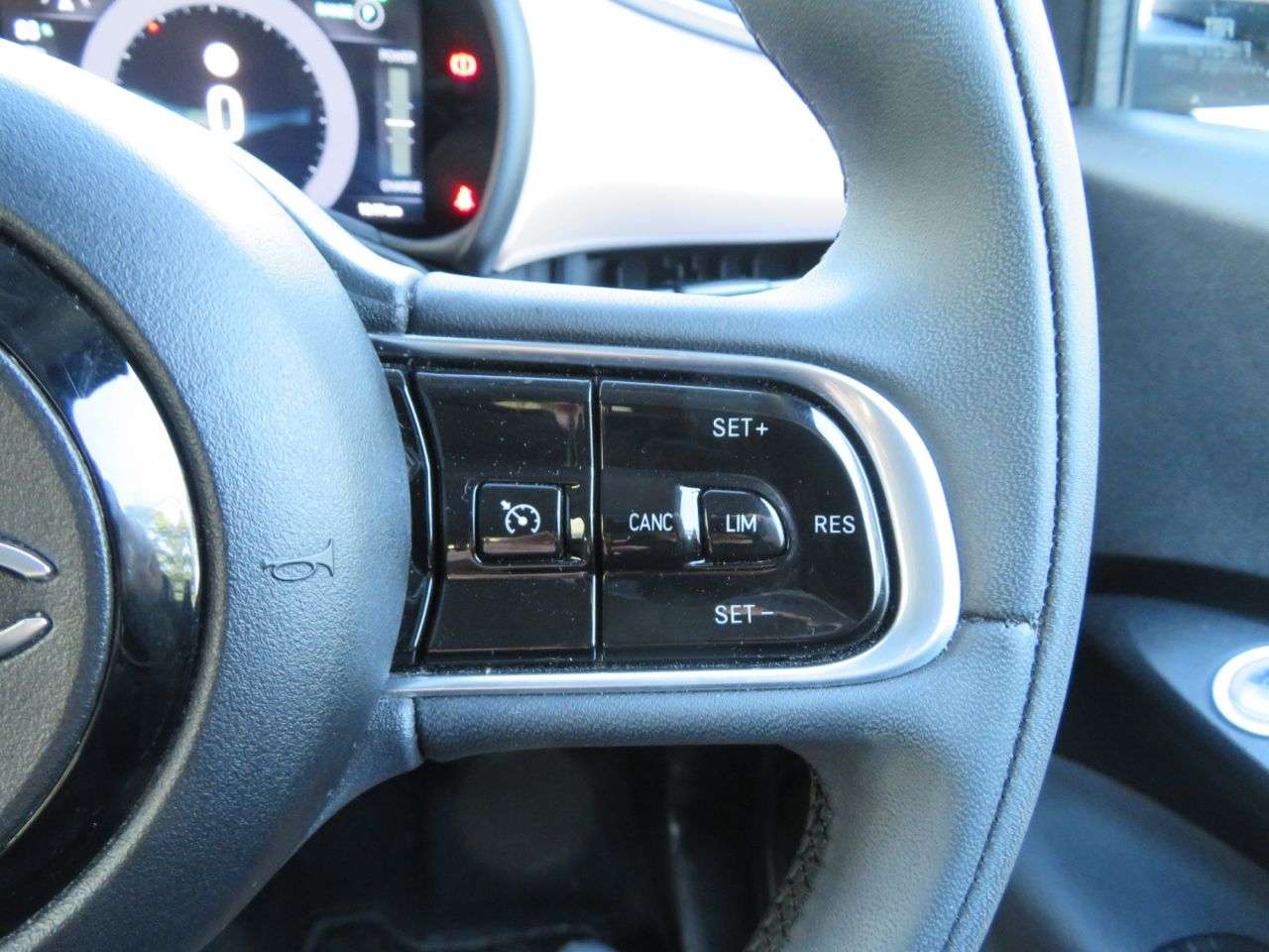 2023 FIAT 500E 2023 FIAT 500E
