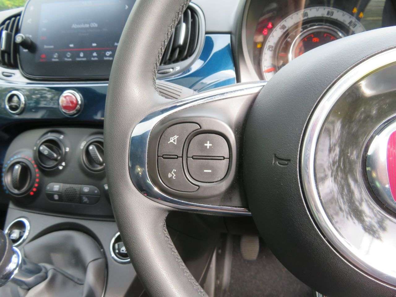 2023 FIAT 500 2023 FIAT 500