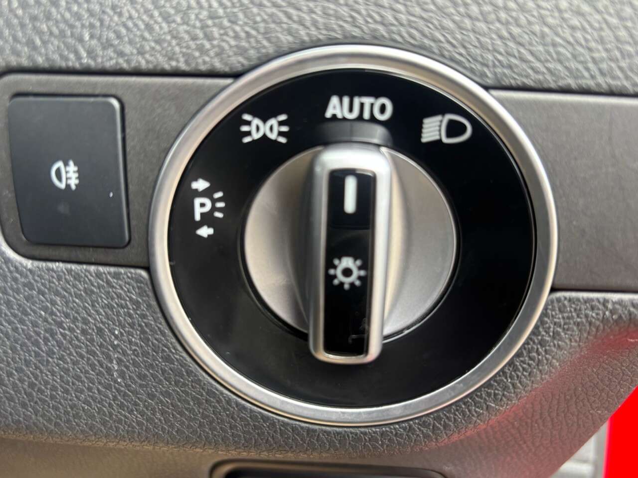 2016 MERCEDES-BENZ A-CLASS 2016 MERCEDES-BENZ A-CLASS