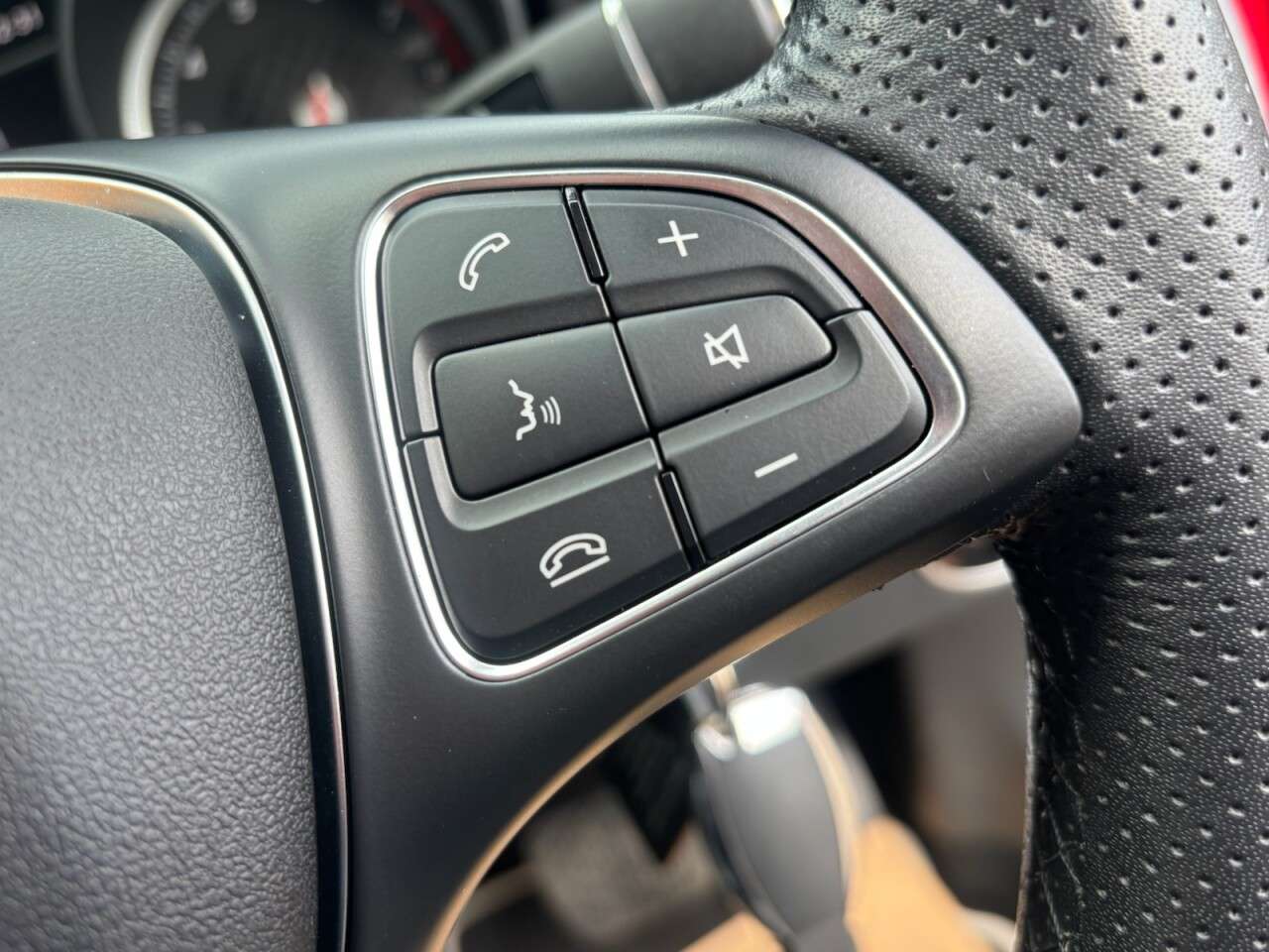 2016 MERCEDES-BENZ A-CLASS 2016 MERCEDES-BENZ A-CLASS