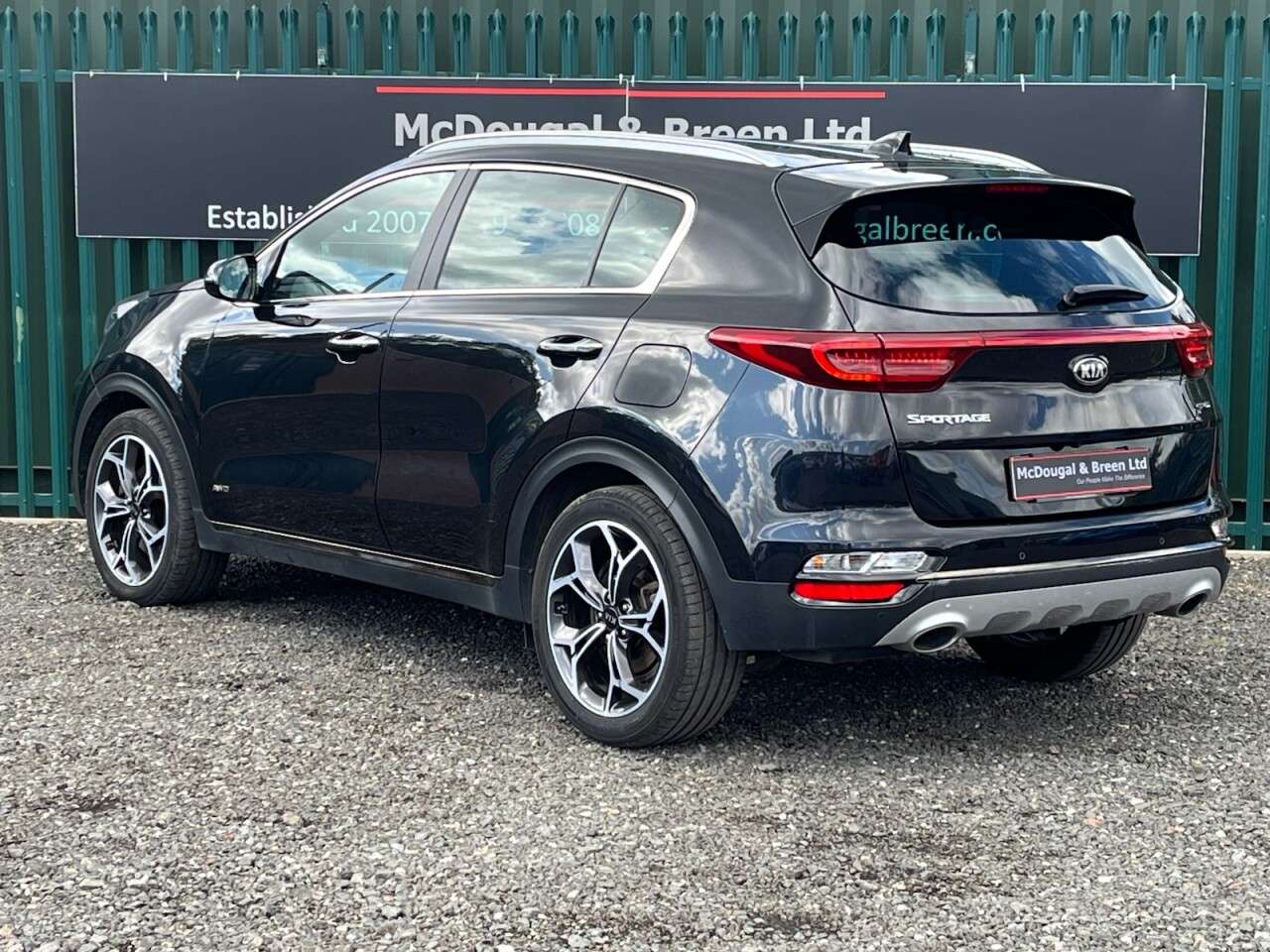 A 2019 KIA SPORTAGE 1.6 CRDi EcoDynamics+ GT-Line SUV 5dr Diesel Hybrid DCT AWD Euro 6 (s/s) (1 A 2019 KIA SPORTAGE 1.6 CRDi EcoDynamics+ GT-Line SUV 5dr Diesel Hybrid DCT AWD Euro 6 (s/s) (1