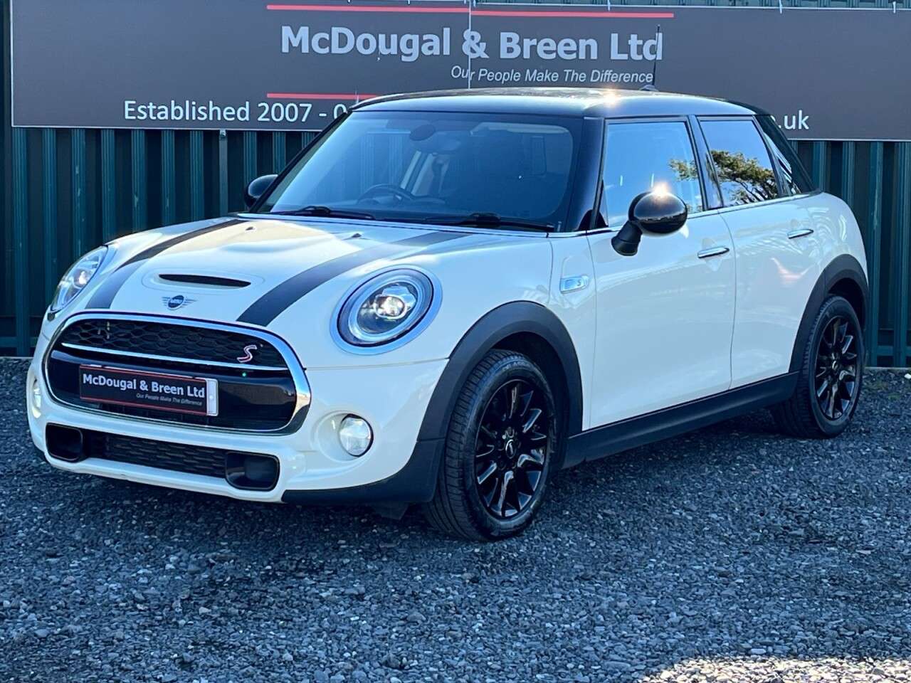 A 2019 MINI HATCH 2.0 Cooper S Classic Hatchback 5dr Petrol Manual Euro 6 (s/s) (192 ps) GET A 2019 MINI HATCH 2.0 Cooper S Classic Hatchback 5dr Petrol Manual Euro 6 (s/s) (192 ps) GET