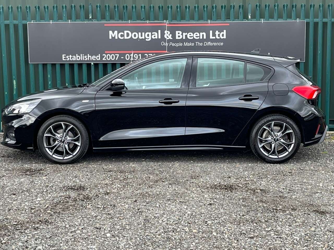 A 2019 FORD FOCUS 1.0T EcoBoost ST-Line Hatchback 5dr Petrol Manual Euro 6 (s/s) (125 ps) GET A 2019 FORD FOCUS 1.0T EcoBoost ST-Line Hatchback 5dr Petrol Manual Euro 6 (s/s) (125 ps) GET