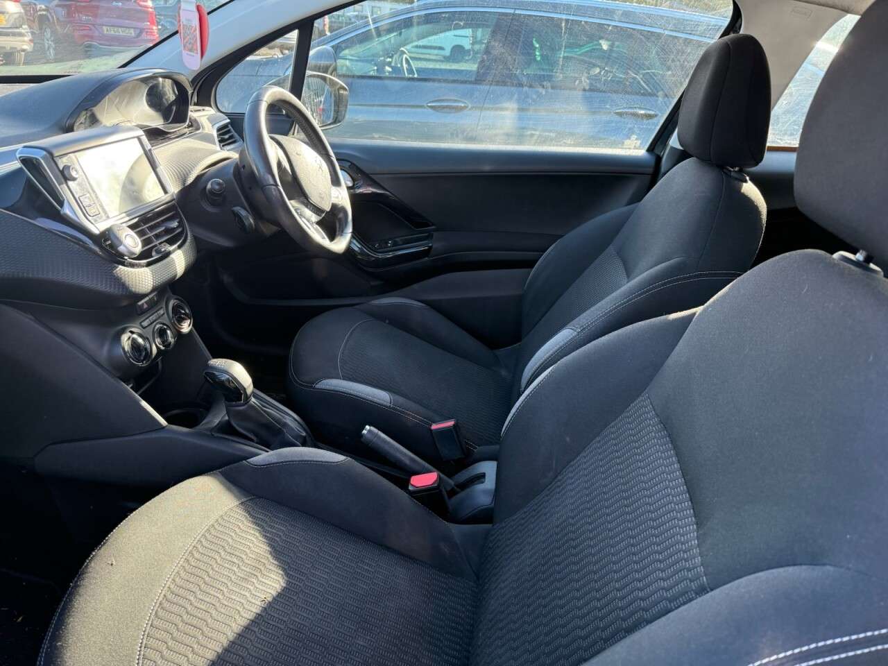 2016 PEUGEOT 208 2016 PEUGEOT 208