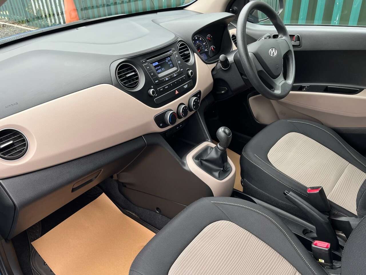 2015 HYUNDAI I10 2015 HYUNDAI I10