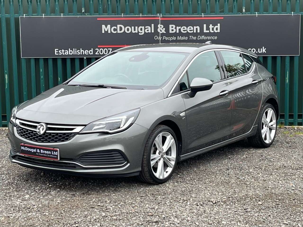 A 2017 VAUXHALL ASTRA 1.4i Turbo SRi VX Line Nav Hatchback 5dr Petrol Manual Euro 6 (150 ps) GET A 2017 VAUXHALL ASTRA 1.4i Turbo SRi VX Line Nav Hatchback 5dr Petrol Manual Euro 6 (150 ps) GET