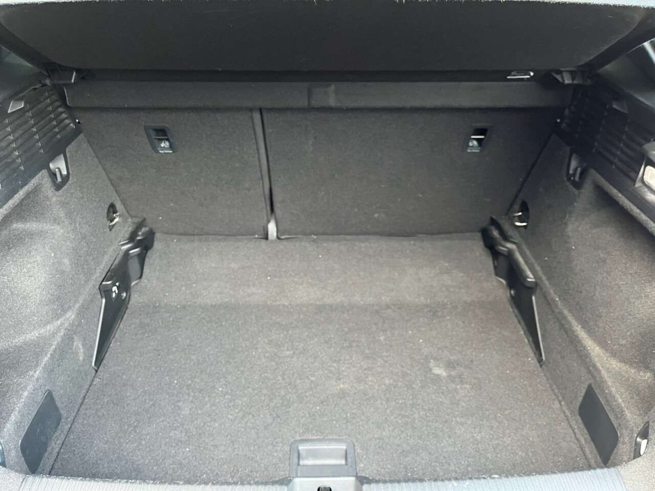 2019 AUDI Q2 2019 AUDI Q2