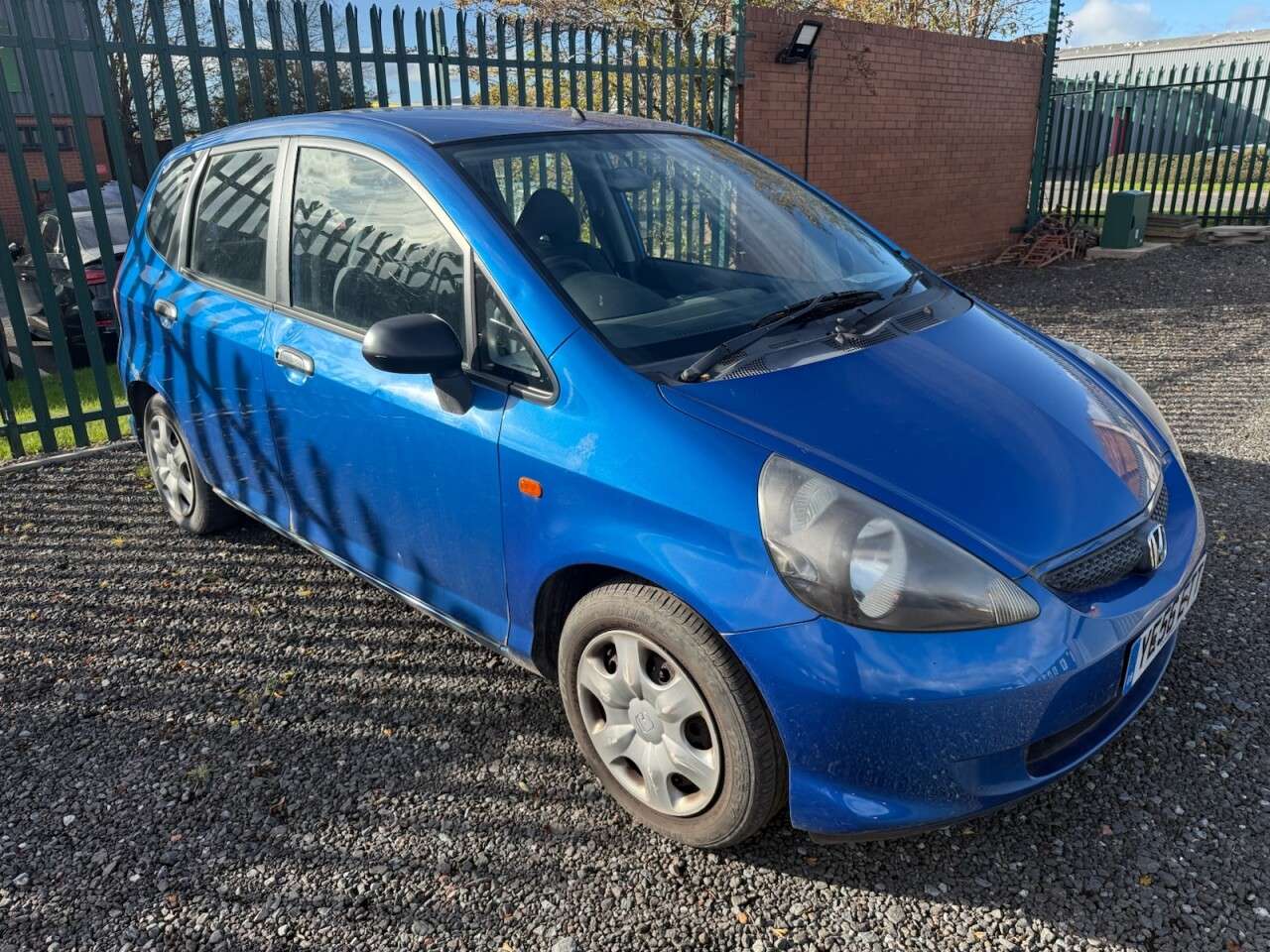 A 2006 HONDA JAZZ 1.2 i-DSI S Hatchback 5dr Petrol Manual (129 g/km, 75 bhp) PX TO CLEAR A 2006 HONDA JAZZ 1.2 i-DSI S Hatchback 5dr Petrol Manual (129 g/km, 75 bhp) PX TO CLEAR