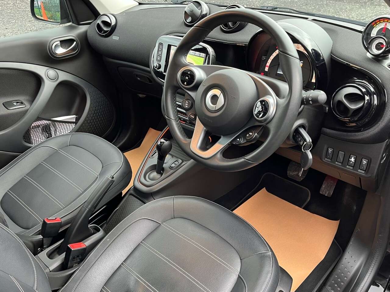 2020 SMART FORFOUR 2020 SMART FORFOUR