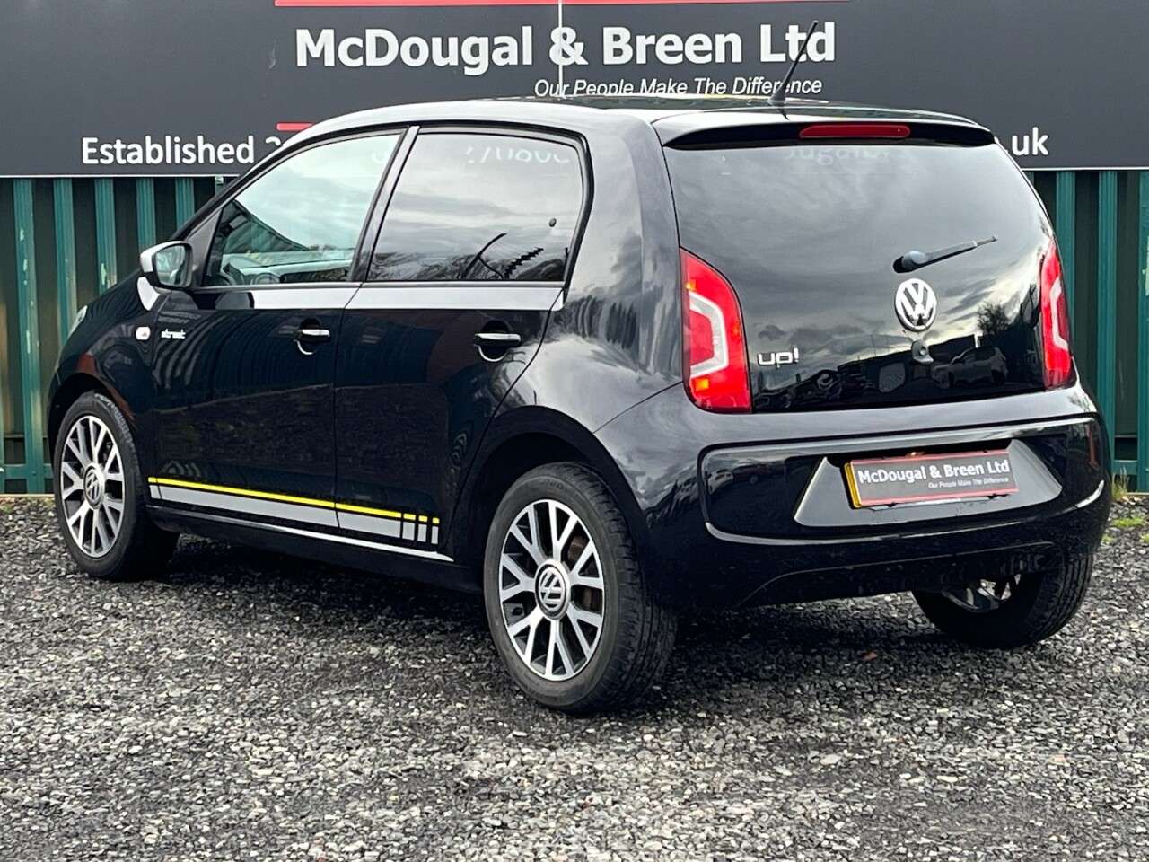 2015 VOLKSWAGEN UP! 2015 VOLKSWAGEN UP!