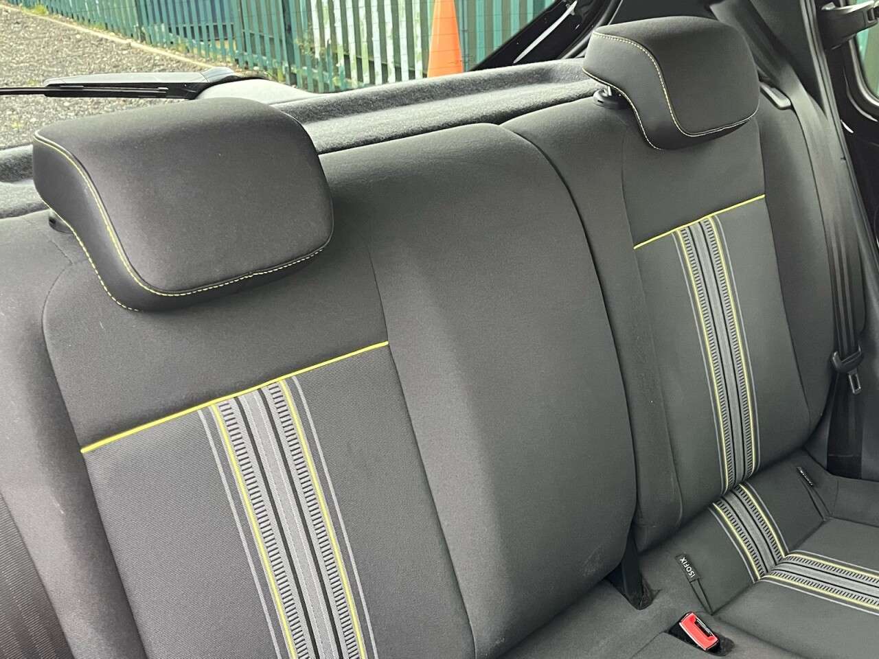 2015 VOLKSWAGEN UP! 2015 VOLKSWAGEN UP!