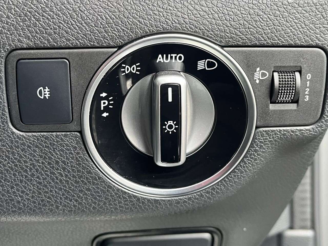 2018 MERCEDES-BENZ A CLASS 2018 MERCEDES-BENZ A CLASS