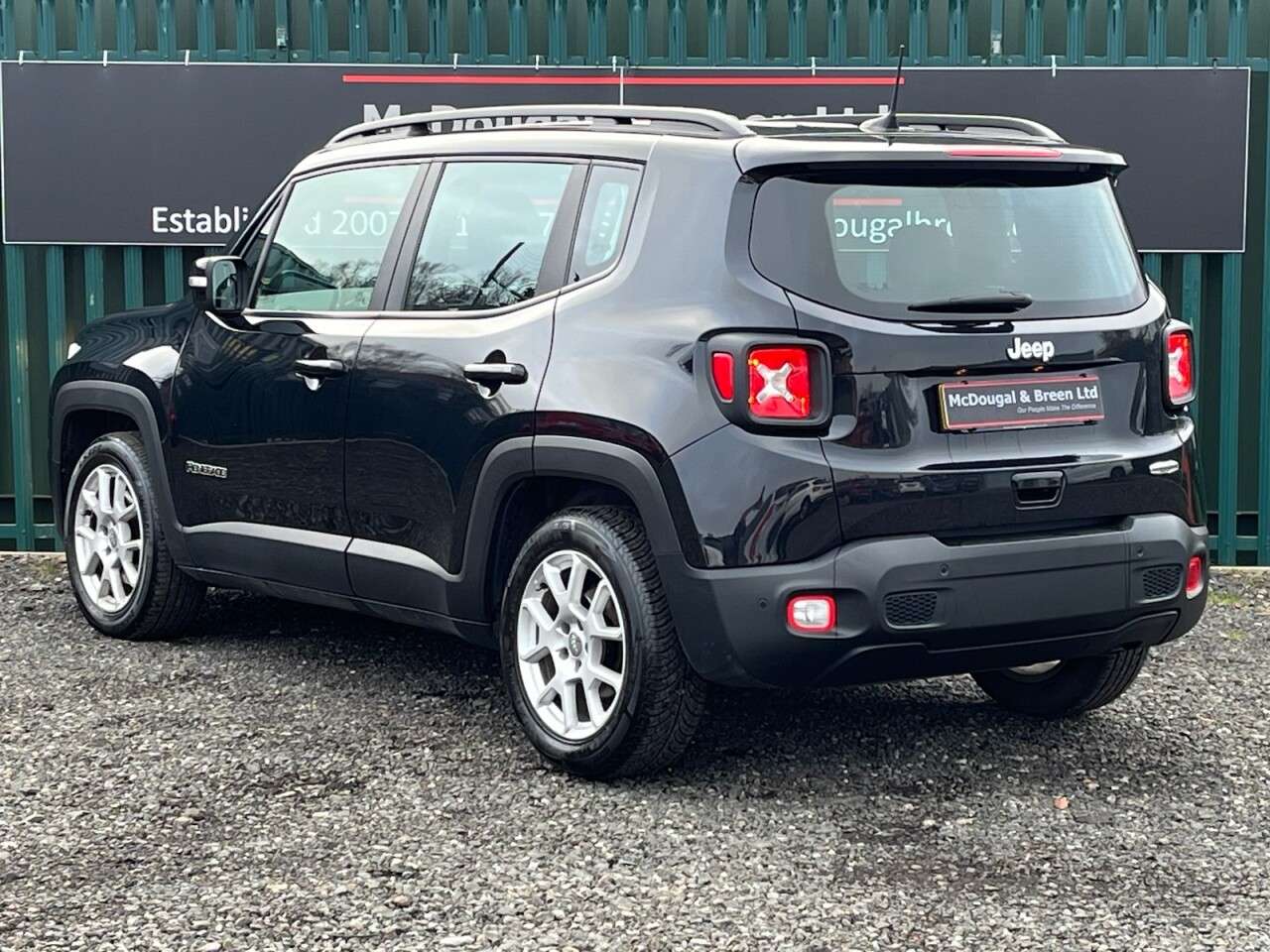 A 2021 JEEP RENEGADE 1.3 GSE T4 Longitude SUV 5dr Petrol DDCT Euro 6 (s/s) (150 ps) GET A FINANC A 2021 JEEP RENEGADE 1.3 GSE T4 Longitude SUV 5dr Petrol DDCT Euro 6 (s/s) (150 ps) GET A FINANC