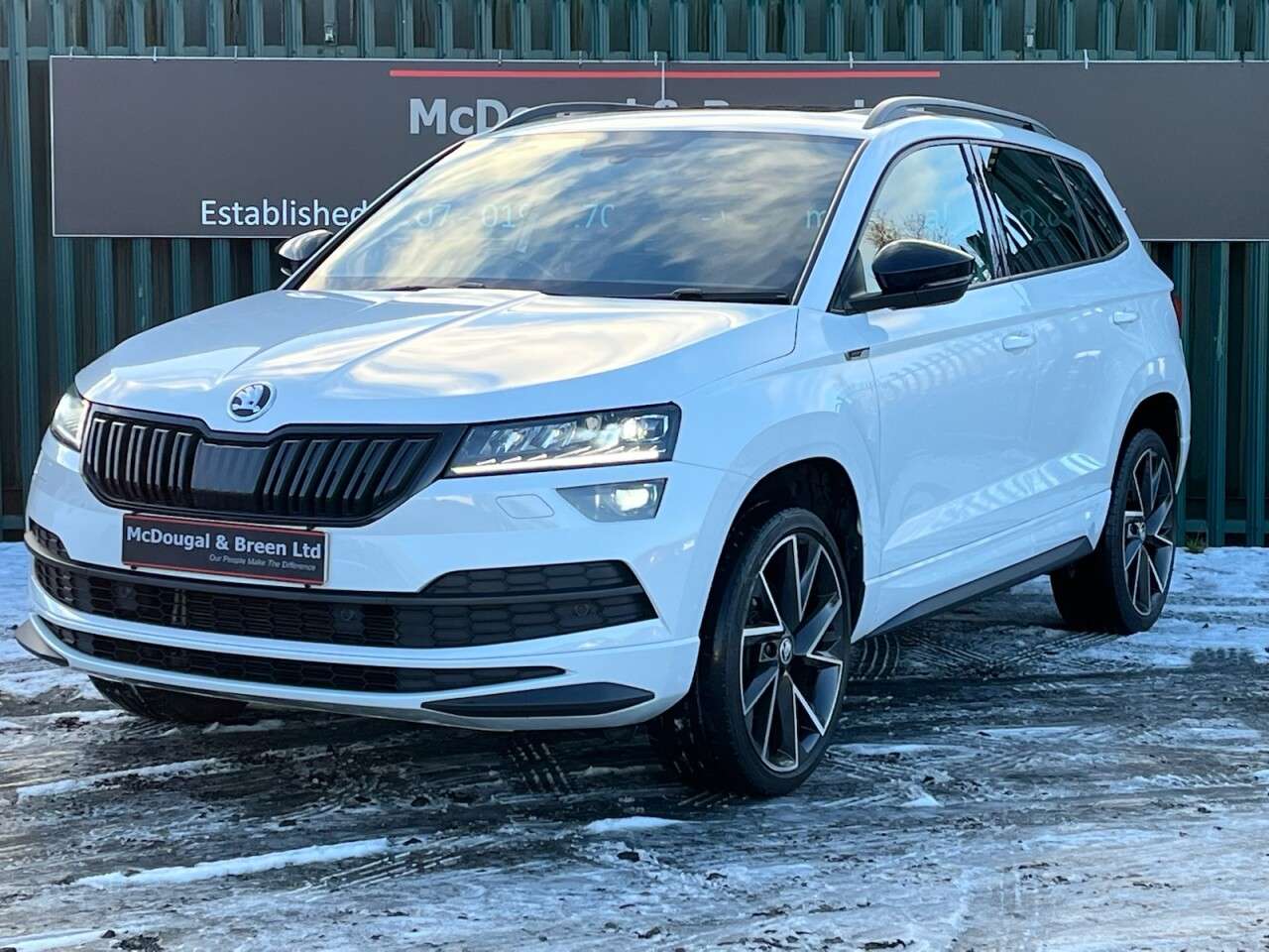 A 2020 SKODA KAROQ 1.5 TSI ACT SportLine SUV 5dr Petrol DSG Euro 6 (s/s) (150 ps) GET A FINANC A 2020 SKODA KAROQ 1.5 TSI ACT SportLine SUV 5dr Petrol DSG Euro 6 (s/s) (150 ps) GET A FINANC