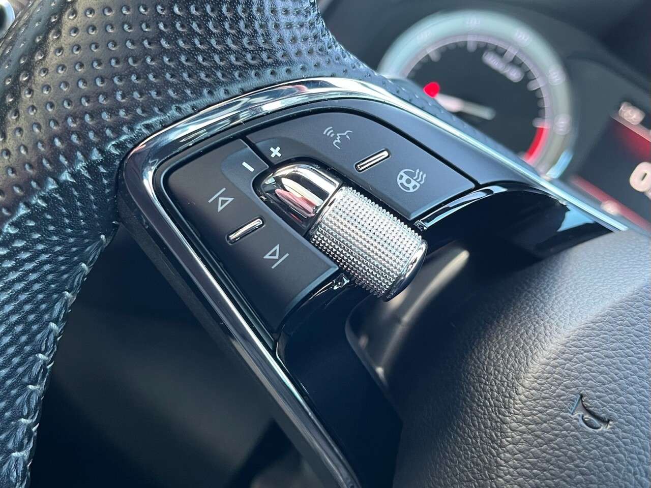 2020 SKODA KAROQ 2020 SKODA KAROQ