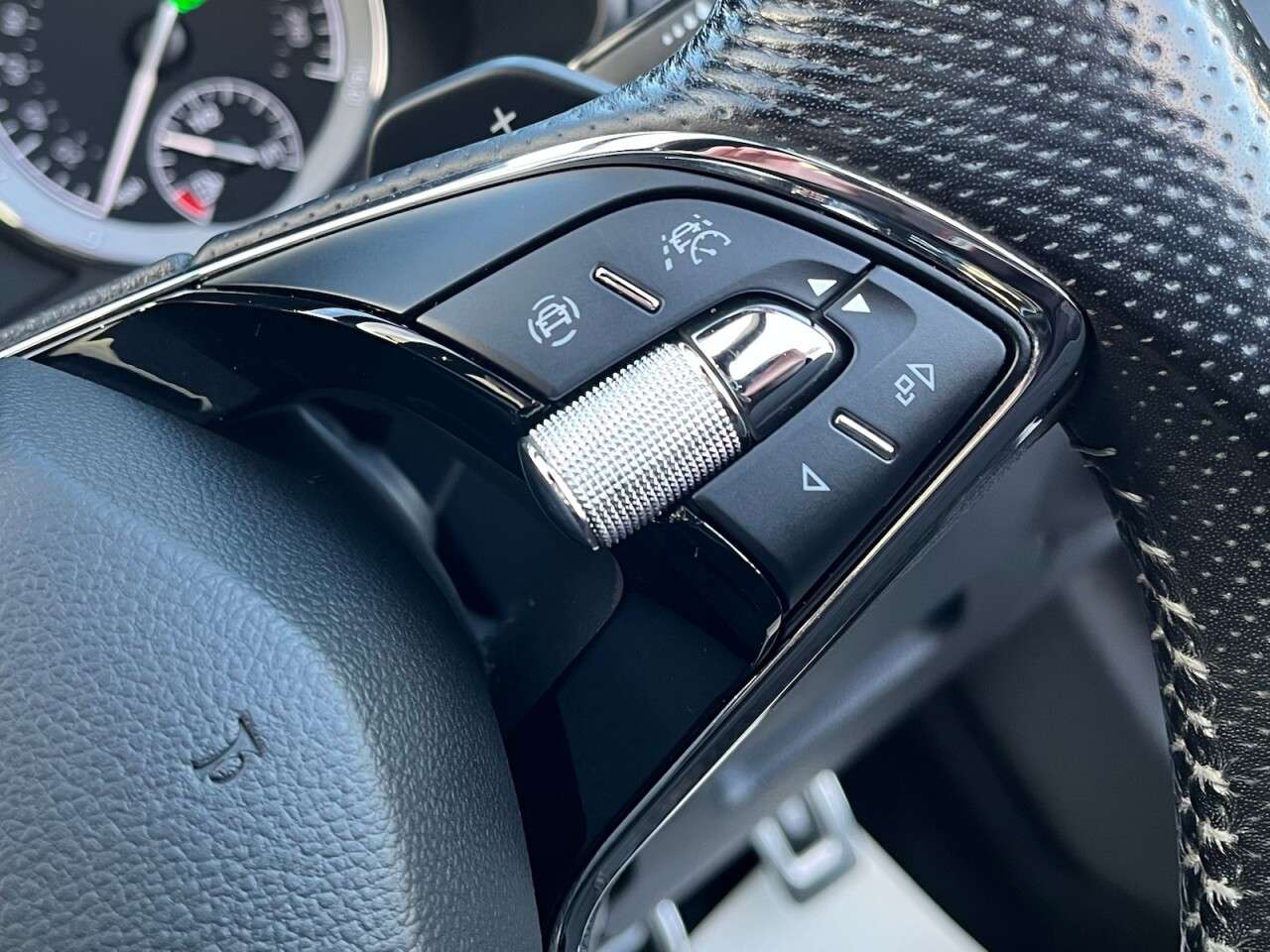 2020 SKODA KAROQ 2020 SKODA KAROQ