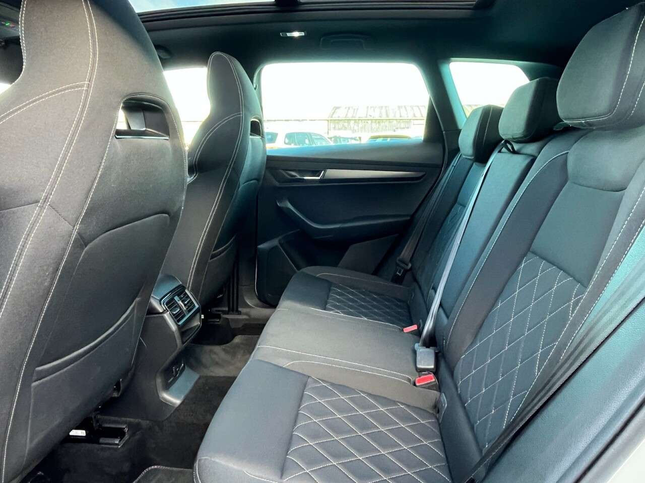 2020 SKODA KAROQ 2020 SKODA KAROQ