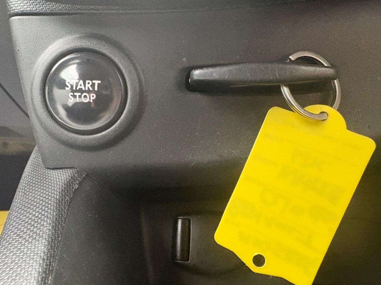 2015 RENAULT CLIO 2015 RENAULT CLIO