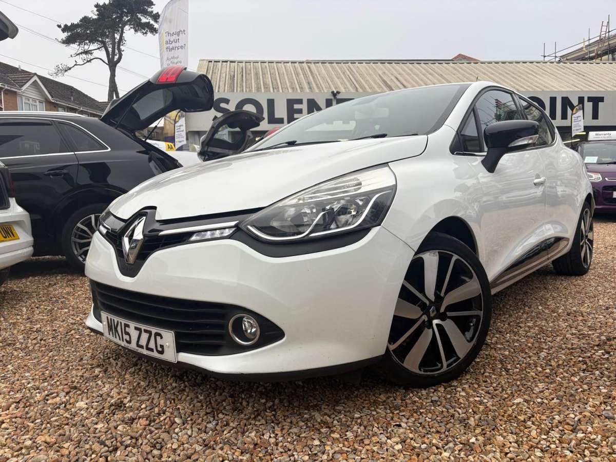 Check out this Renault Clio 2015 Diesel Manual