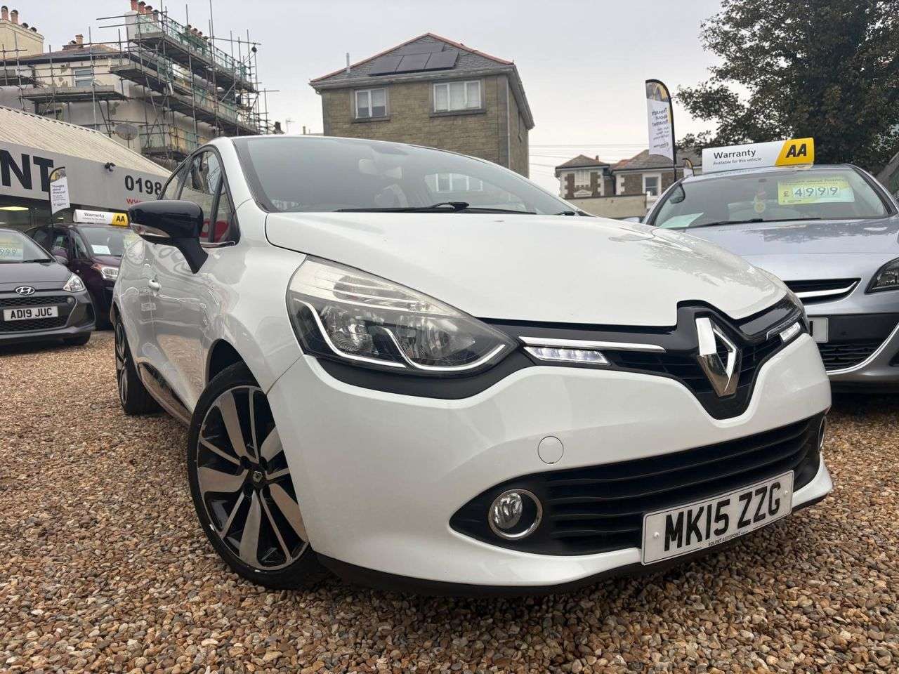 2015 RENAULT CLIO 2015 RENAULT CLIO