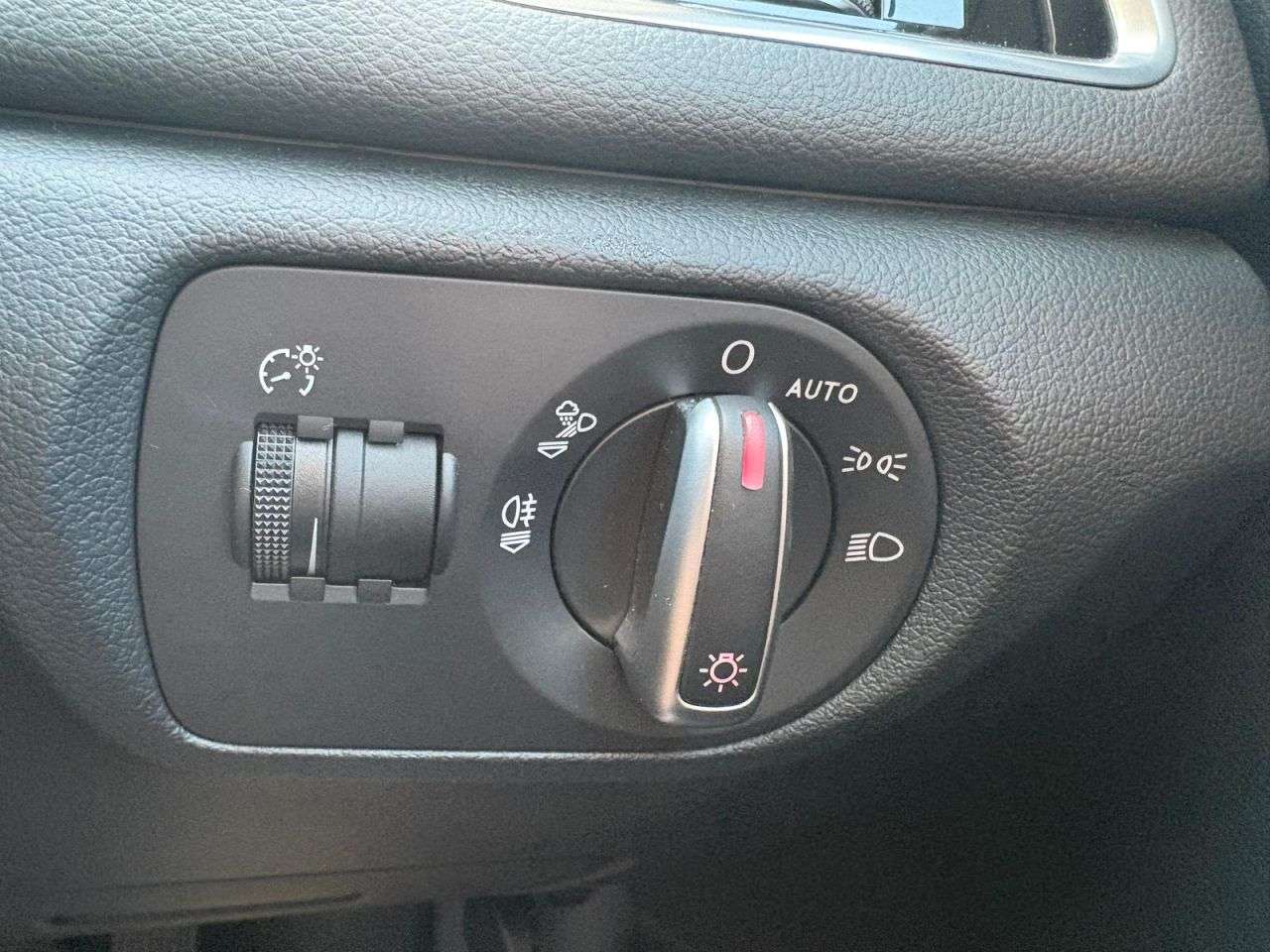 2018 AUDI Q3 2018 AUDI Q3