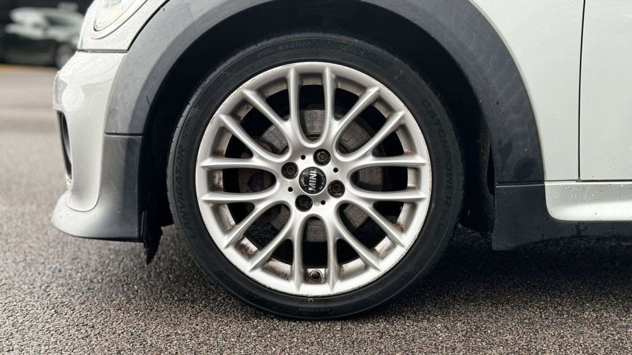 2012 MINI CLUBMAN 2012 MINI CLUBMAN