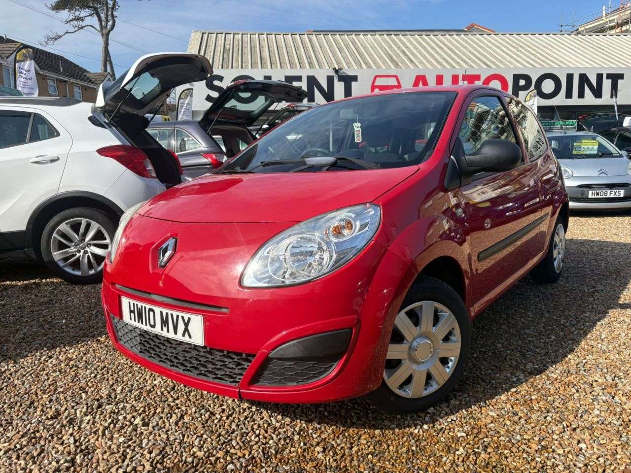 A 2010 RENAULT TWINGO 1.2 Expression Hatchback 3dr Petrol Manual Euro 4 (60 ps) A 2010 RENAULT TWINGO 1.2 Expression Hatchback 3dr Petrol Manual Euro 4 (60 ps)