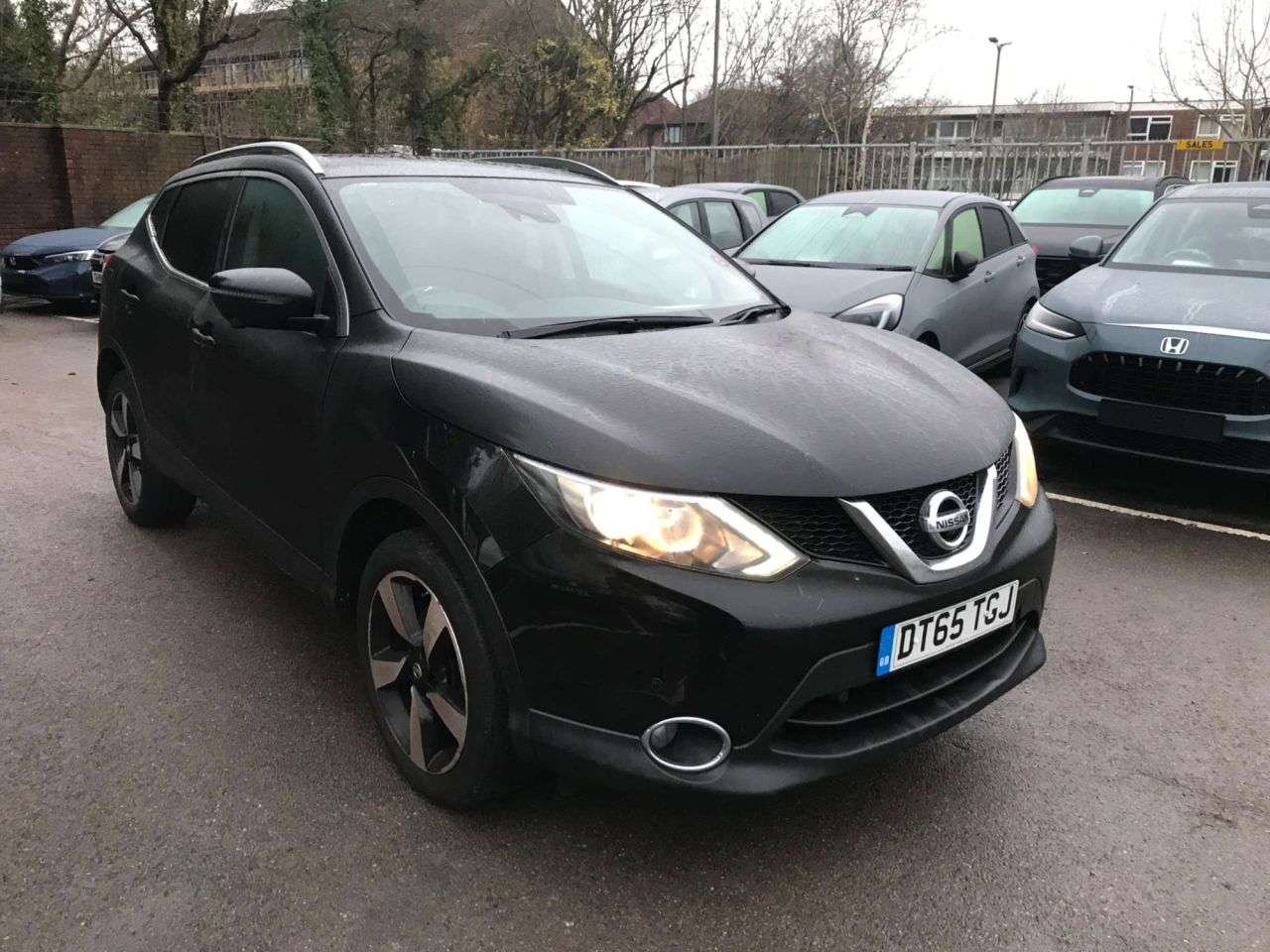 A 2016 NISSAN QASHQAI 1.5 dCi N-Connecta SUV 5dr Diesel Manual 2WD Euro 6 (s/s) (110 ps) A 2016 NISSAN QASHQAI 1.5 dCi N-Connecta SUV 5dr Diesel Manual 2WD Euro 6 (s/s) (110 ps)