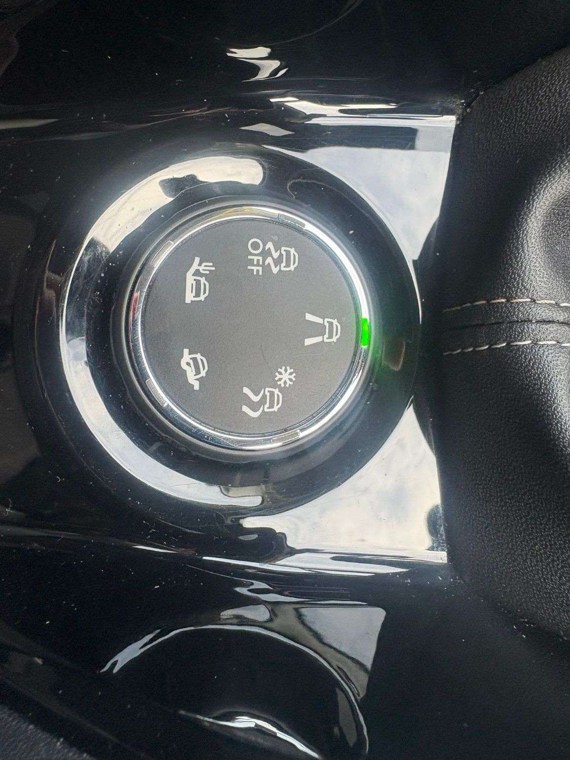 2016 PEUGEOT 2008 2016 PEUGEOT 2008