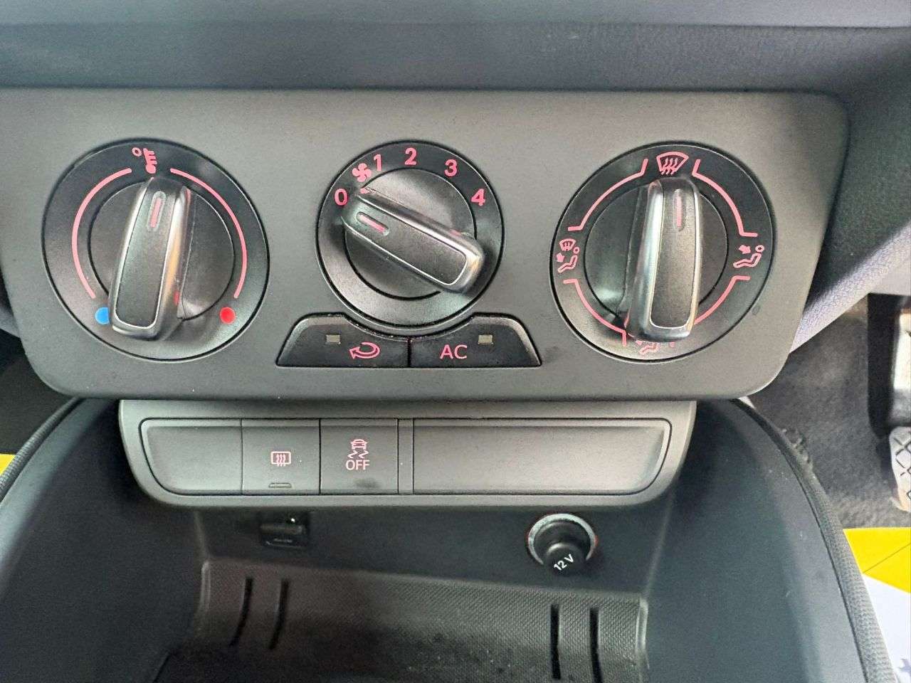 2013 AUDI A1 2013 AUDI A1