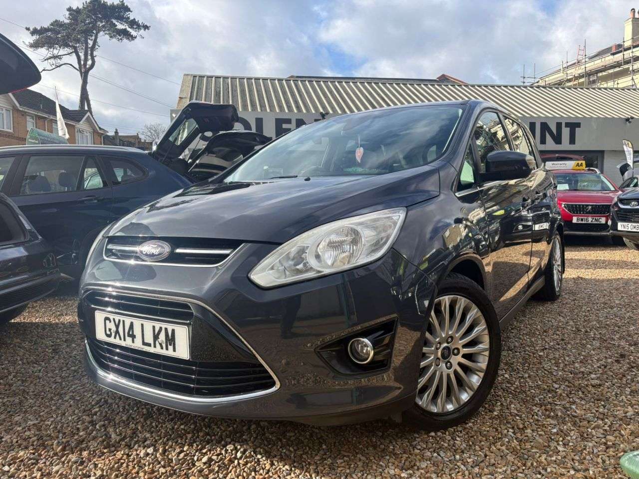 A 2014 FORD GRAND C-MAX 1.6 TDCi Titanium MPV 5dr Diesel Manual Euro 5 (115 ps) A 2014 FORD GRAND C-MAX 1.6 TDCi Titanium MPV 5dr Diesel Manual Euro 5 (115 ps)