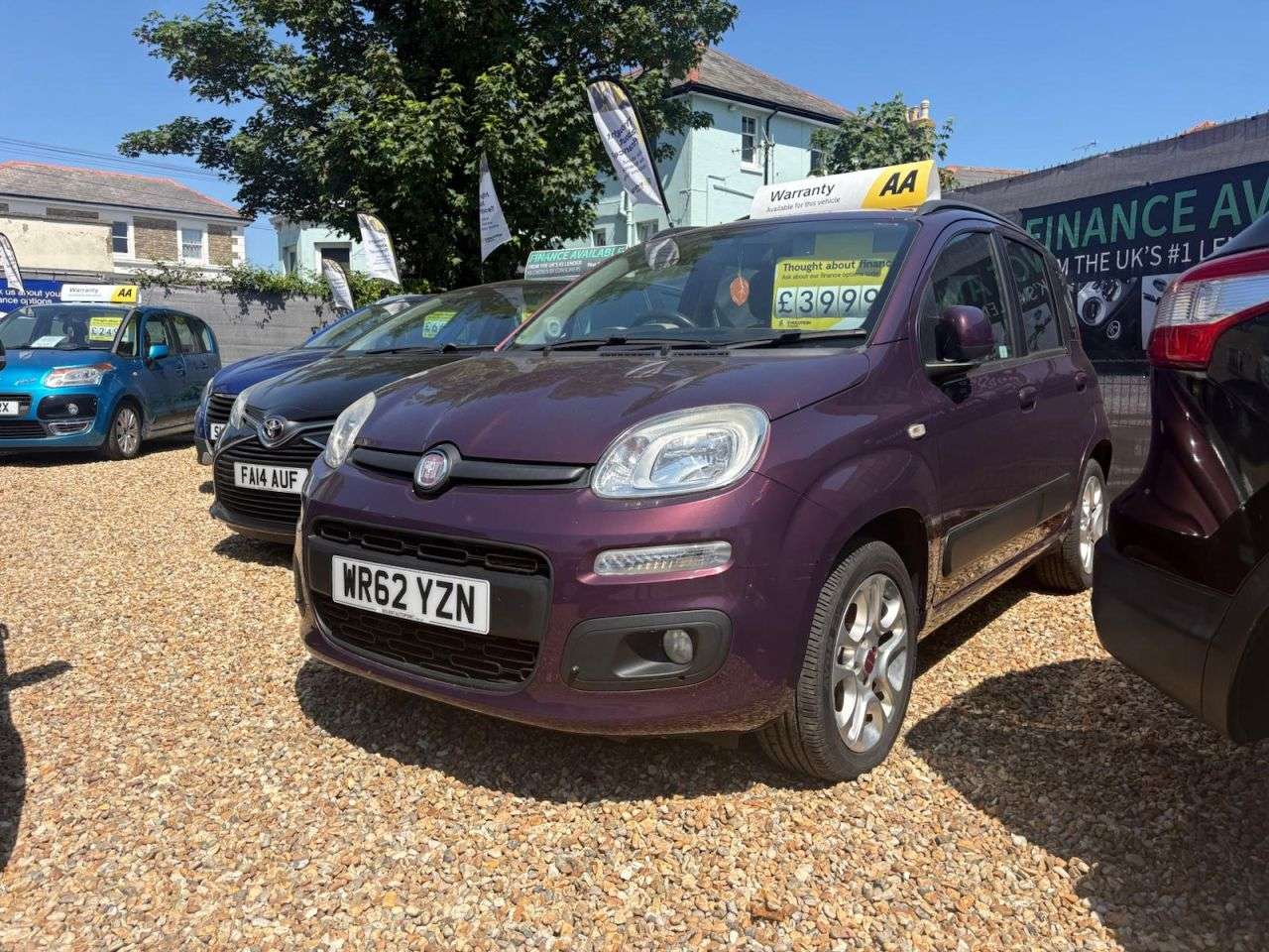 A 2012 FIAT PANDA 0.9 TwinAir Lounge Hatchback 5dr Petrol Manual Euro 5 (s/s) (85 bhp) A 2012 FIAT PANDA 0.9 TwinAir Lounge Hatchback 5dr Petrol Manual Euro 5 (s/s) (85 bhp)