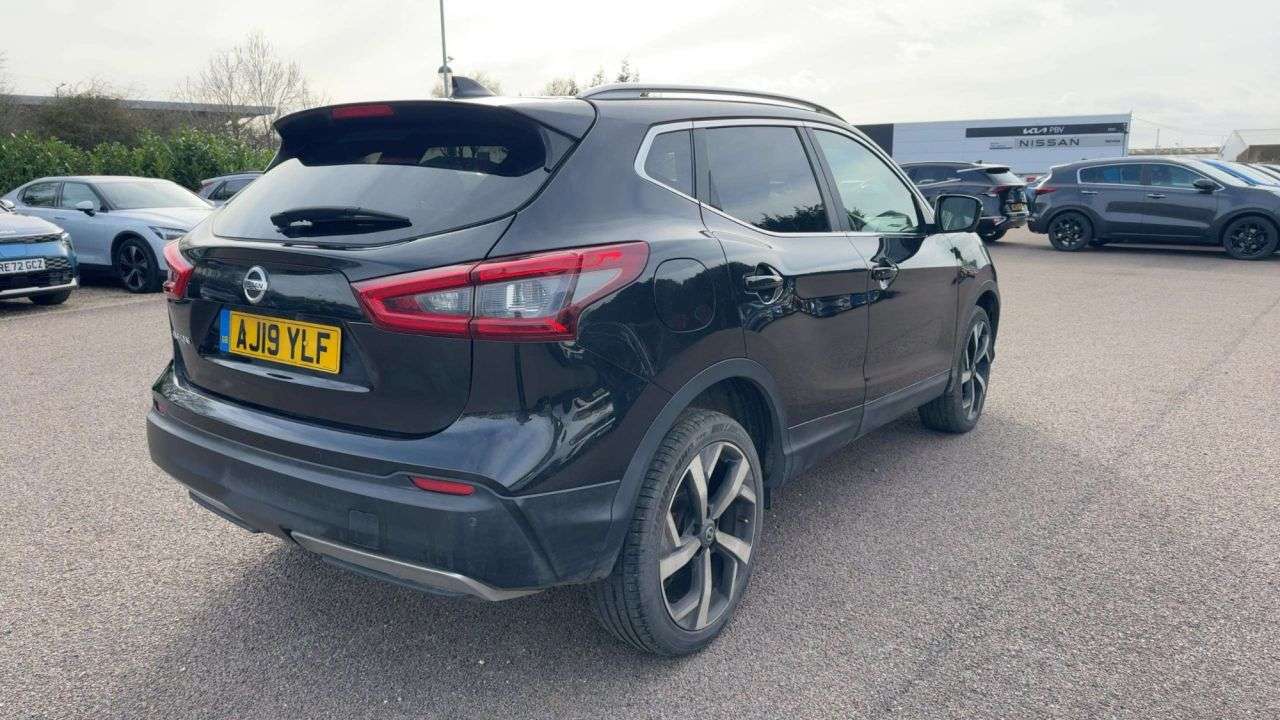A 2019 NISSAN QASHQAI 1.5 dCi Tekna SUV 5dr Diesel Manual Euro 6 (s/s) (115 ps) A 2019 NISSAN QASHQAI 1.5 dCi Tekna SUV 5dr Diesel Manual Euro 6 (s/s) (115 ps)