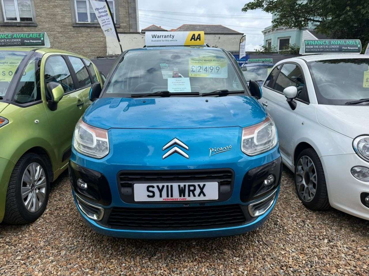 A 2011 CITROEN C3 PICASSO 1.6 HDi Connexion MPV 5dr Diesel Manual Euro 5 (90 ps) A 2011 CITROEN C3 PICASSO 1.6 HDi Connexion MPV 5dr Diesel Manual Euro 5 (90 ps)