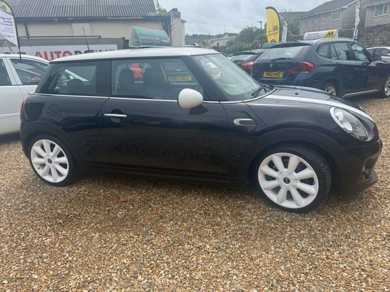 A 2014 MINI HATCH 1.5 Cooper D Hatchback 3dr Diesel Manual Euro 6 (s/s) (116 ps) A 2014 MINI HATCH 1.5 Cooper D Hatchback 3dr Diesel Manual Euro 6 (s/s) (116 ps)