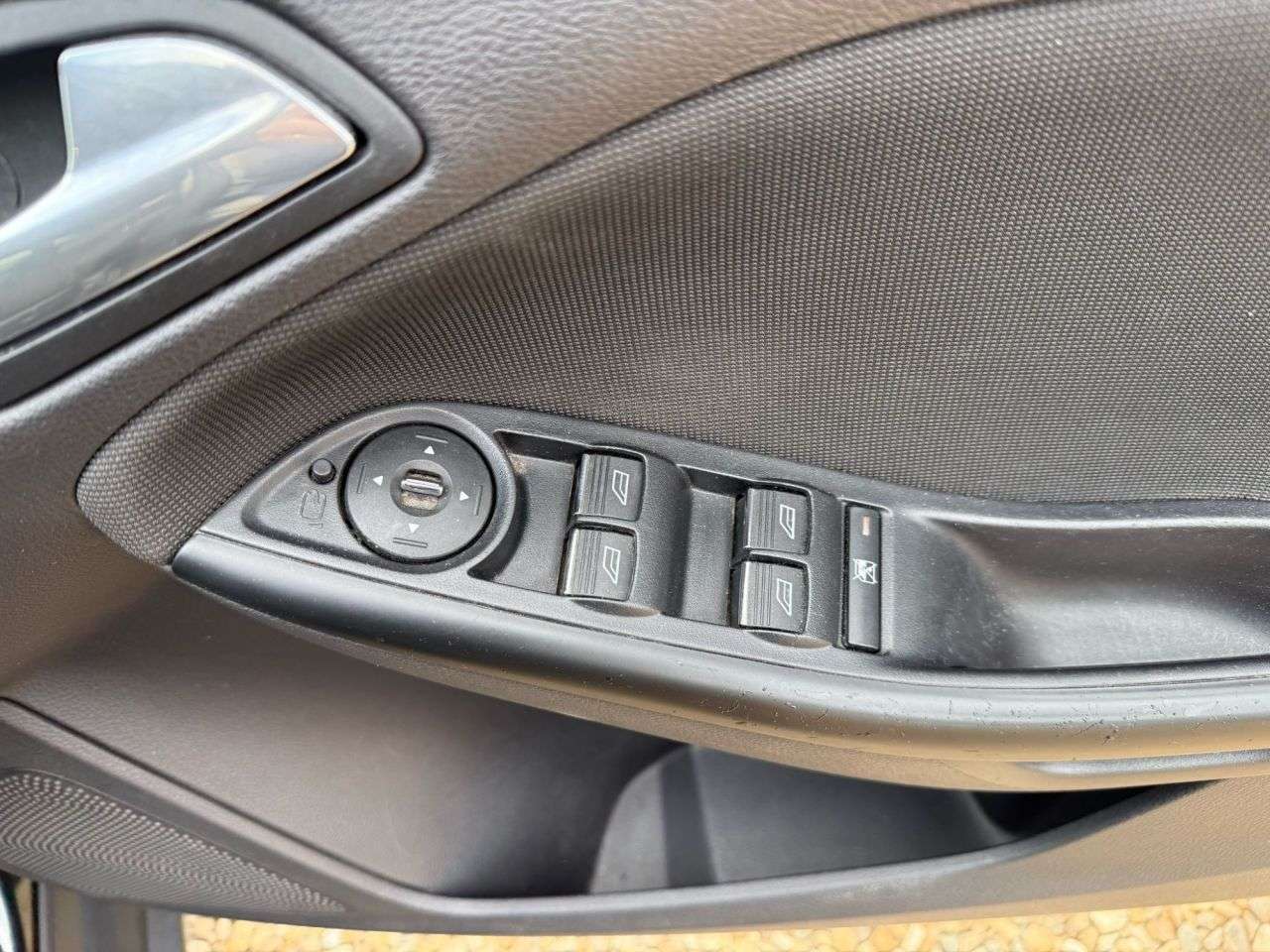 2011 FORD FOCUS 2011 FORD FOCUS