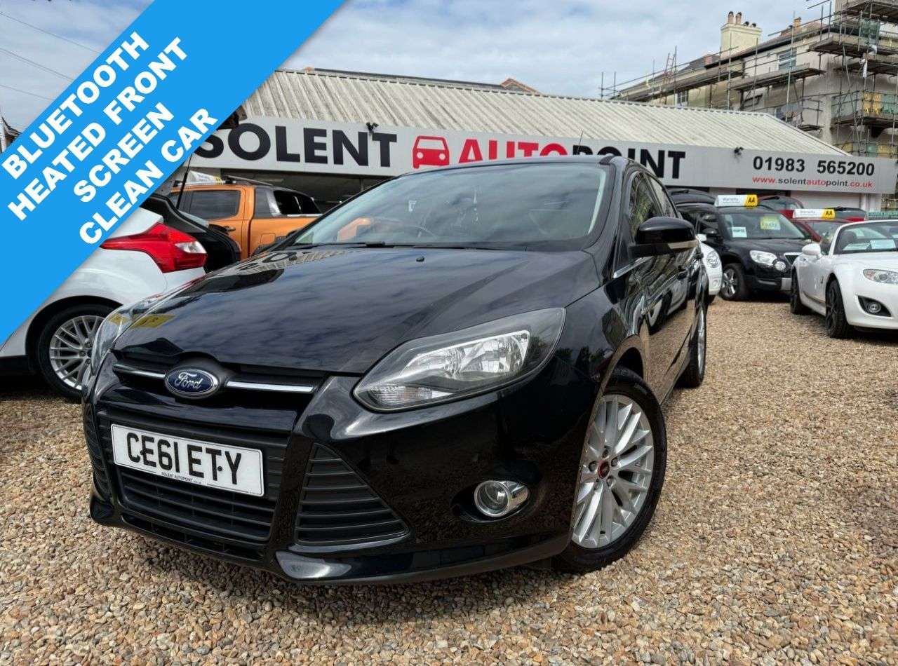 A 2011 FORD FOCUS 1.6 Zetec Hatchback 5dr Petrol Manual Euro 5 (125 ps) A 2011 FORD FOCUS 1.6 Zetec Hatchback 5dr Petrol Manual Euro 5 (125 ps)