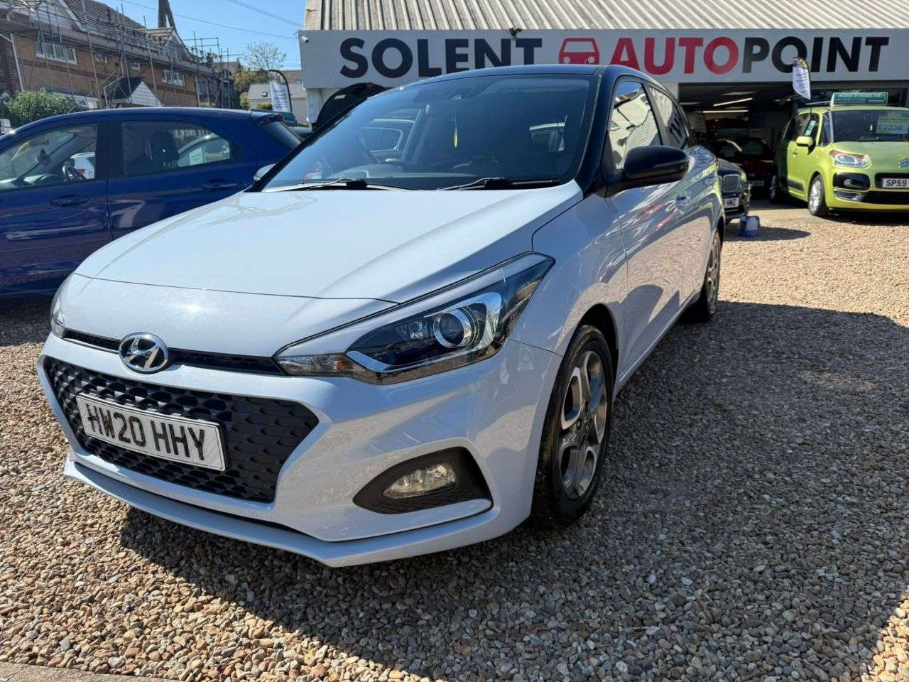 A 2020 HYUNDAI I20 1.2 Play Hatchback 5dr Petrol Manual Euro 6 (s/s) (84 ps) A 2020 HYUNDAI I20 1.2 Play Hatchback 5dr Petrol Manual Euro 6 (s/s) (84 ps)