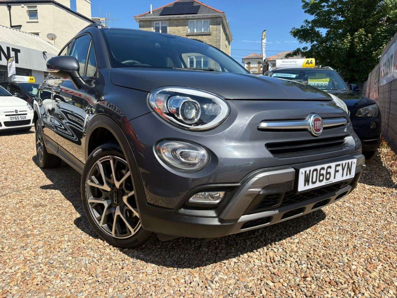 A 2016 FIAT 500X 1.4 MultiAir Cross Plus SUV 5dr Petrol Manual Euro 6 (s/s) (140 ps) A 2016 FIAT 500X 1.4 MultiAir Cross Plus SUV 5dr Petrol Manual Euro 6 (s/s) (140 ps)