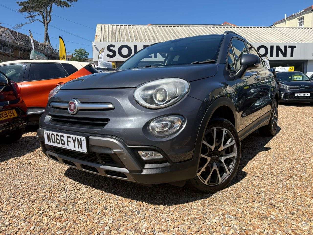 A 2016 FIAT 500X 1.4 MultiAir Cross Plus SUV 5dr Petrol Manual Euro 6 (s/s) (140 ps) A 2016 FIAT 500X 1.4 MultiAir Cross Plus SUV 5dr Petrol Manual Euro 6 (s/s) (140 ps)