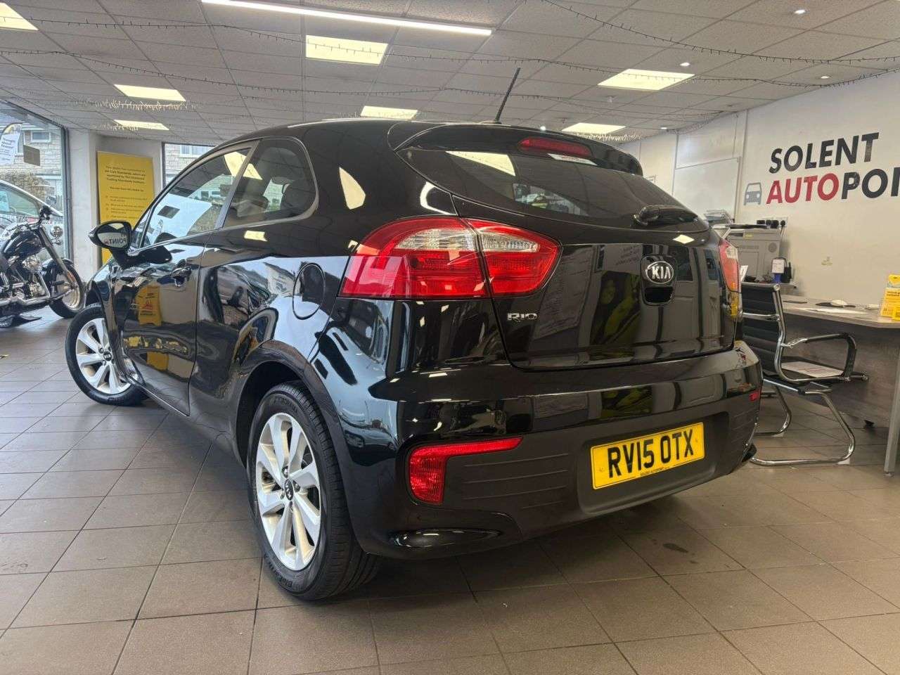 A 2015 KIA RIO 1.25 2 Hatchback 3dr Petrol Manual Euro 6 (84 bhp) A 2015 KIA RIO 1.25 2 Hatchback 3dr Petrol Manual Euro 6 (84 bhp)