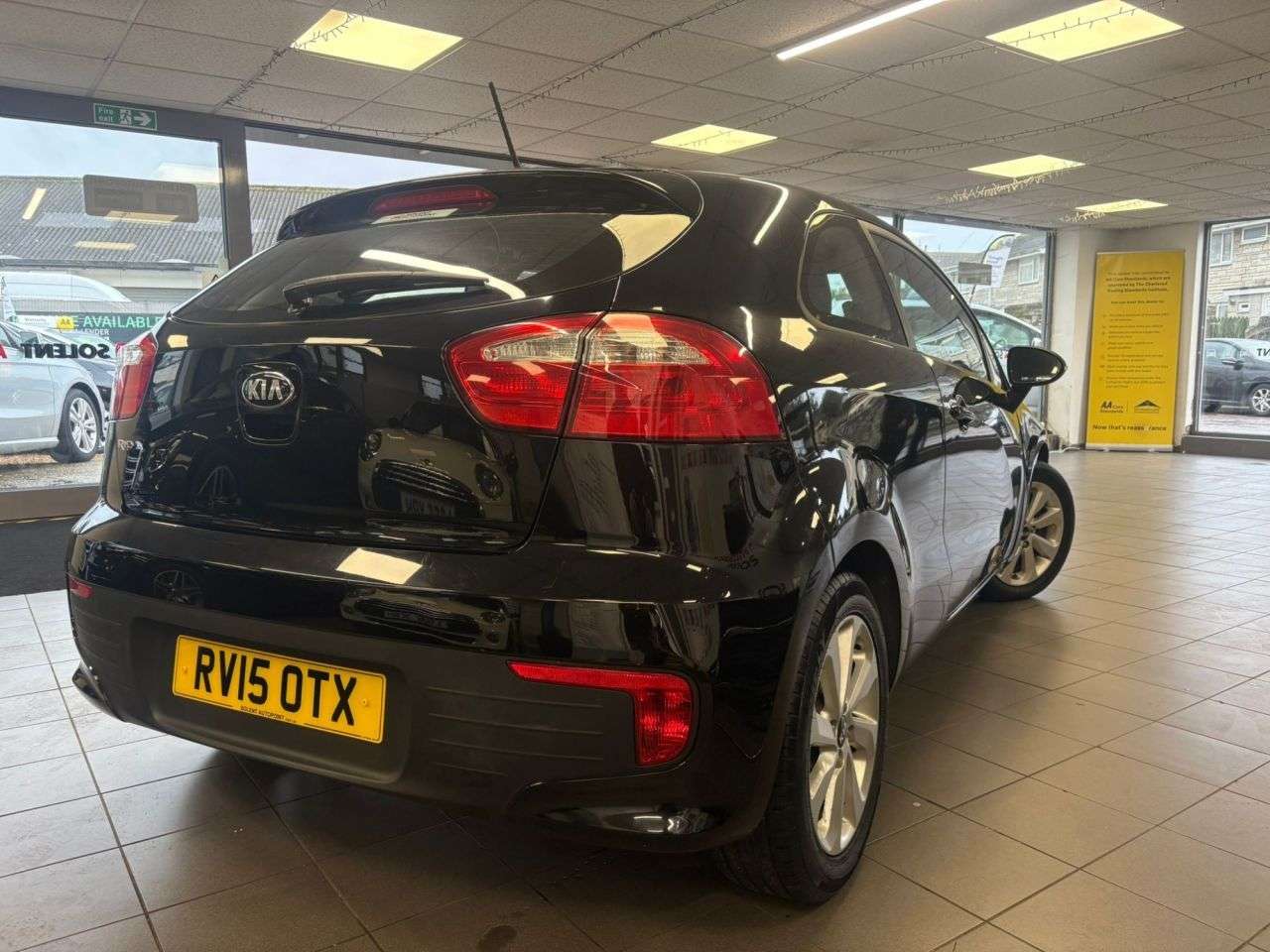 A 2015 KIA RIO 1.25 2 Hatchback 3dr Petrol Manual Euro 6 (84 bhp) A 2015 KIA RIO 1.25 2 Hatchback 3dr Petrol Manual Euro 6 (84 bhp)