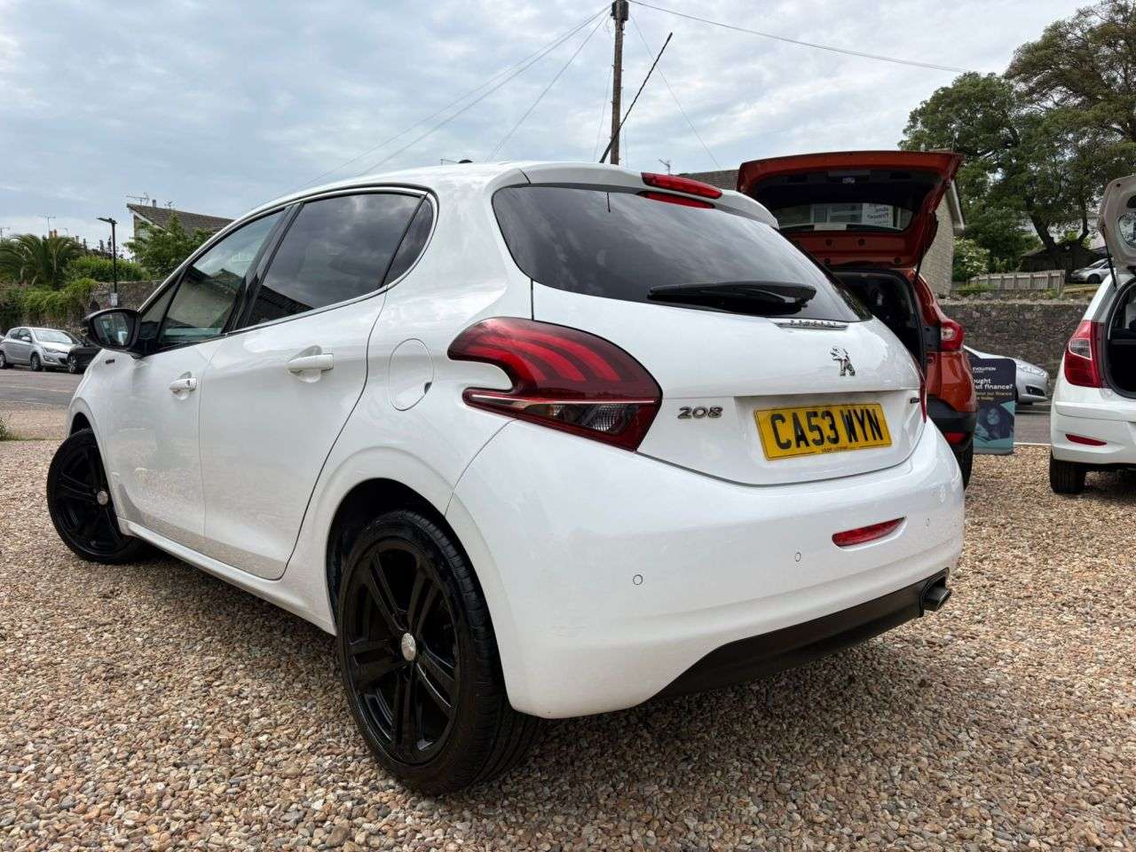 2016 PEUGEOT 208 2016 PEUGEOT 208