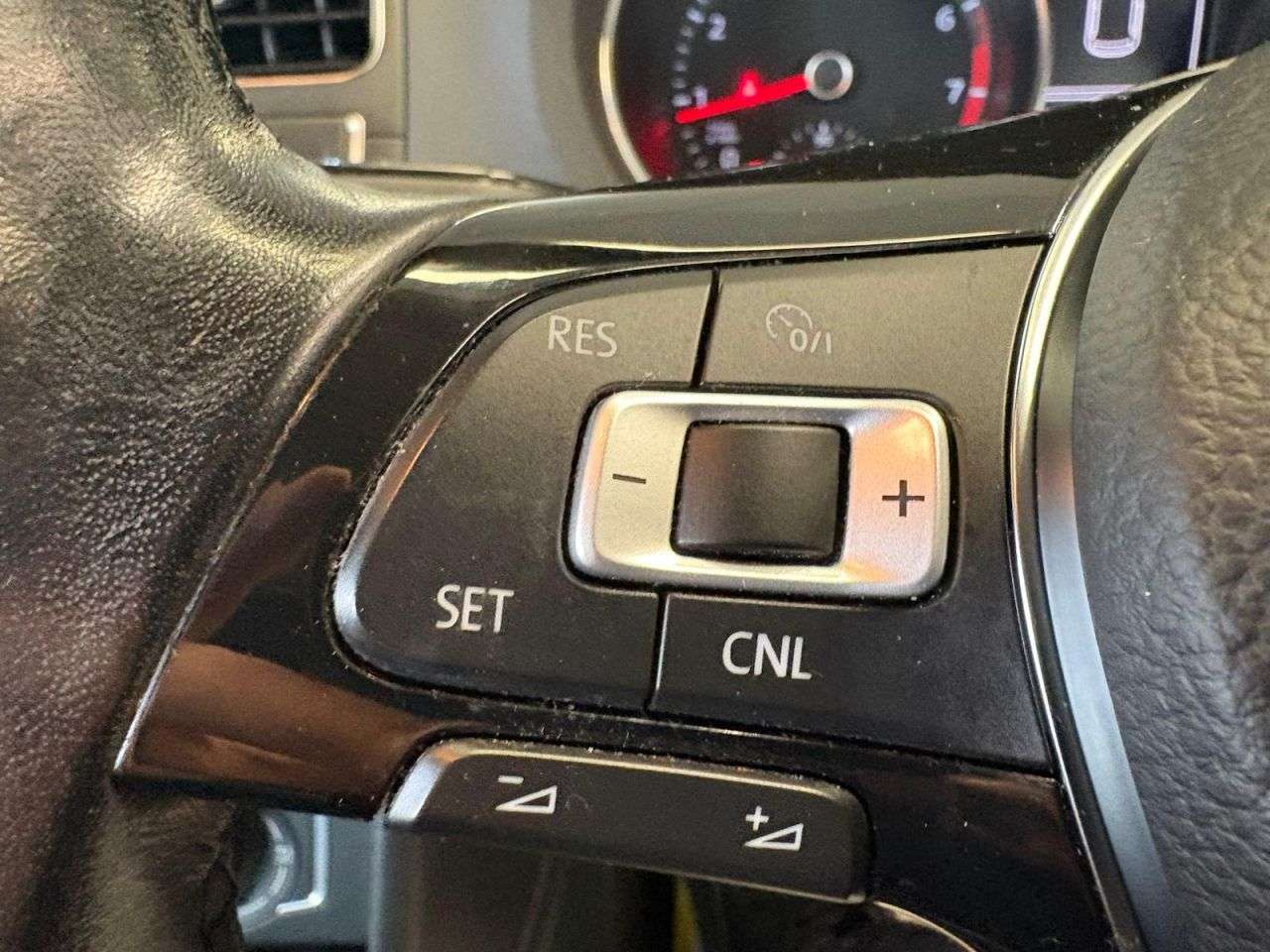 2017 VOLKSWAGEN POLO 2017 VOLKSWAGEN POLO