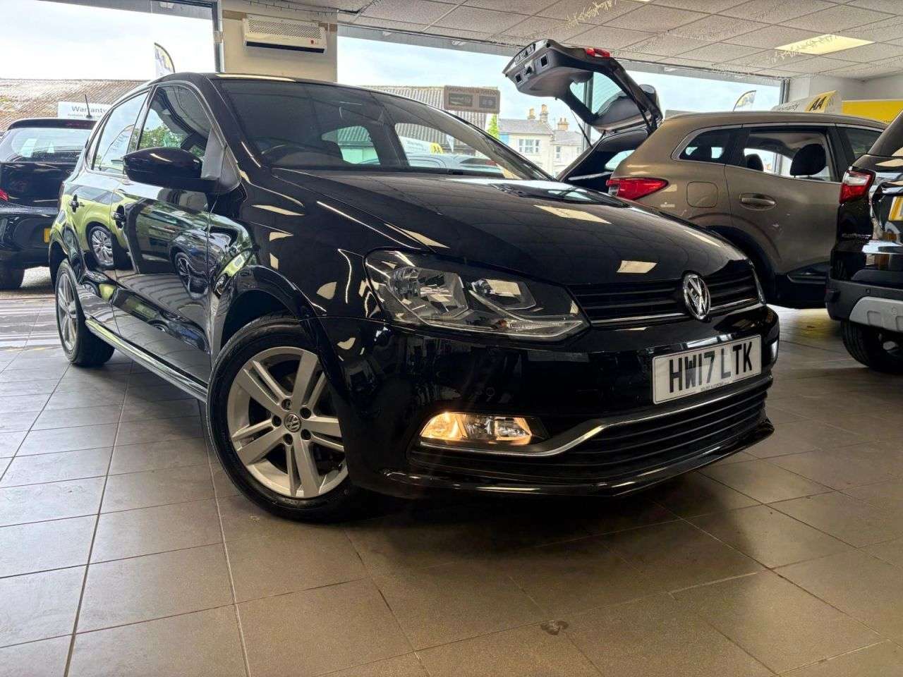 A 2017 VOLKSWAGEN POLO 1.2 TSI BlueMotion Tech Match Edition Hatchback 5dr Petrol Manual Euro 6 (s A 2017 VOLKSWAGEN POLO 1.2 TSI BlueMotion Tech Match Edition Hatchback 5dr Petrol Manual Euro 6 (s