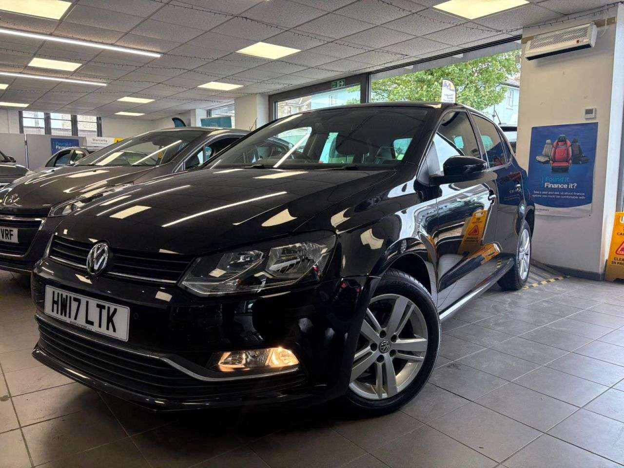 A 2017 VOLKSWAGEN POLO 1.2 TSI BlueMotion Tech Match Edition Hatchback 5dr Petrol Manual Euro 6 (s A 2017 VOLKSWAGEN POLO 1.2 TSI BlueMotion Tech Match Edition Hatchback 5dr Petrol Manual Euro 6 (s