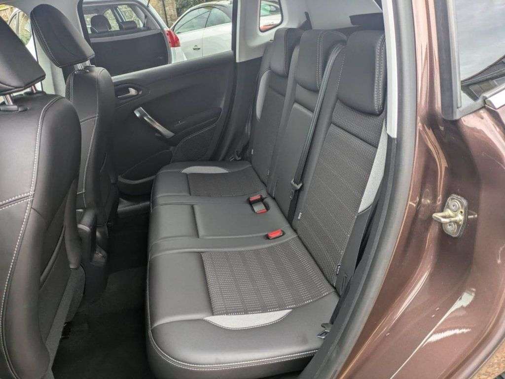 2014 PEUGEOT 2008 2014 PEUGEOT 2008