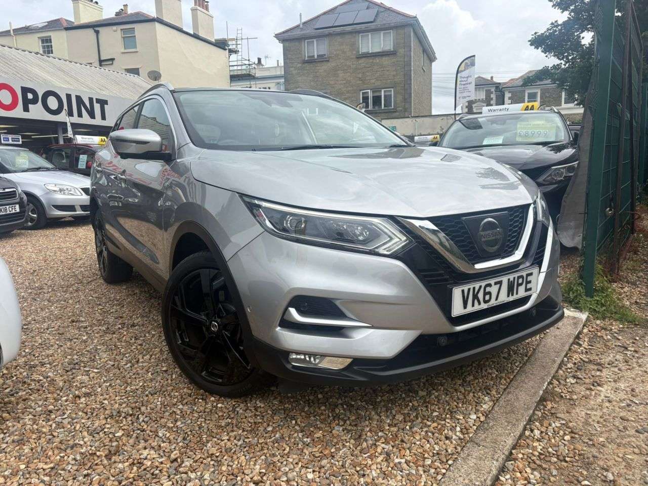 A 2017 NISSAN QASHQAI 1.5 dCi Tekna SUV 5dr Diesel Manual Euro 6 (s/s) (110 ps) A 2017 NISSAN QASHQAI 1.5 dCi Tekna SUV 5dr Diesel Manual Euro 6 (s/s) (110 ps)